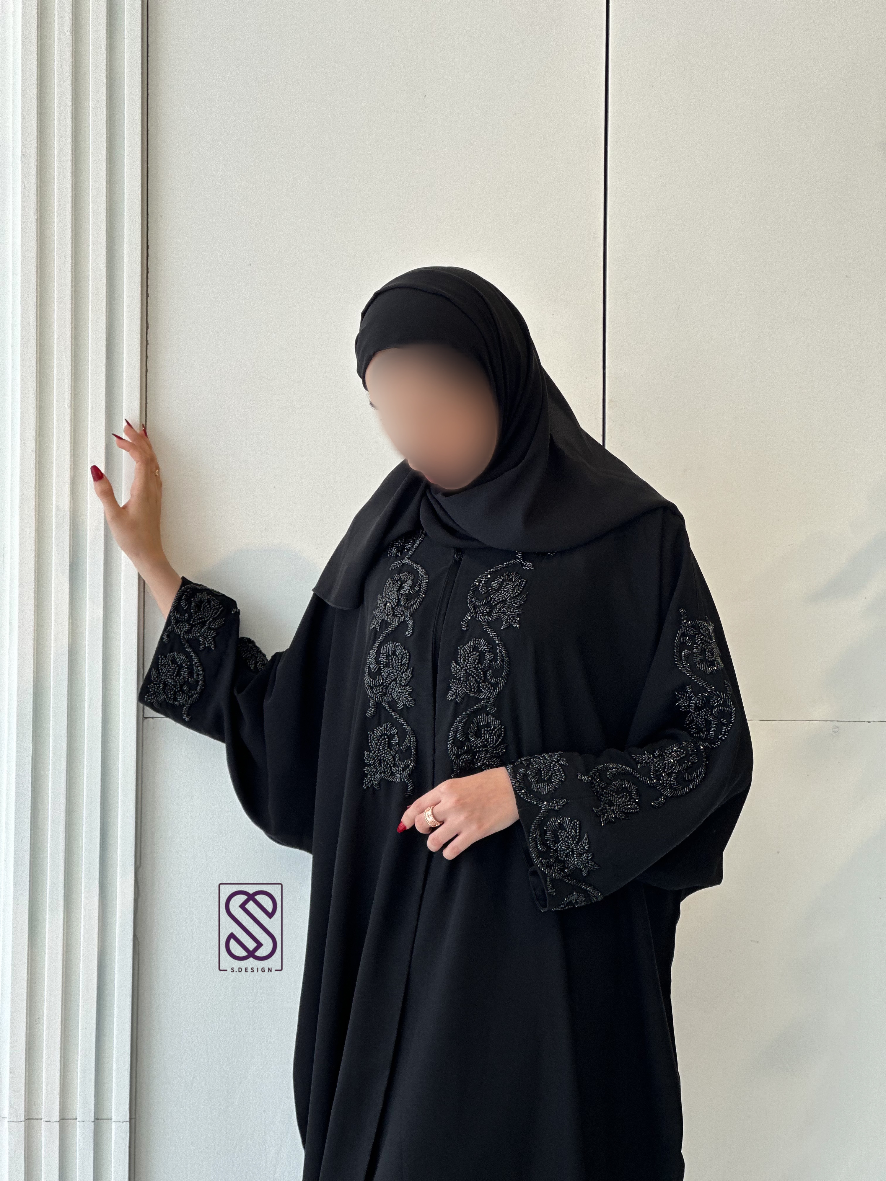 Black abaya